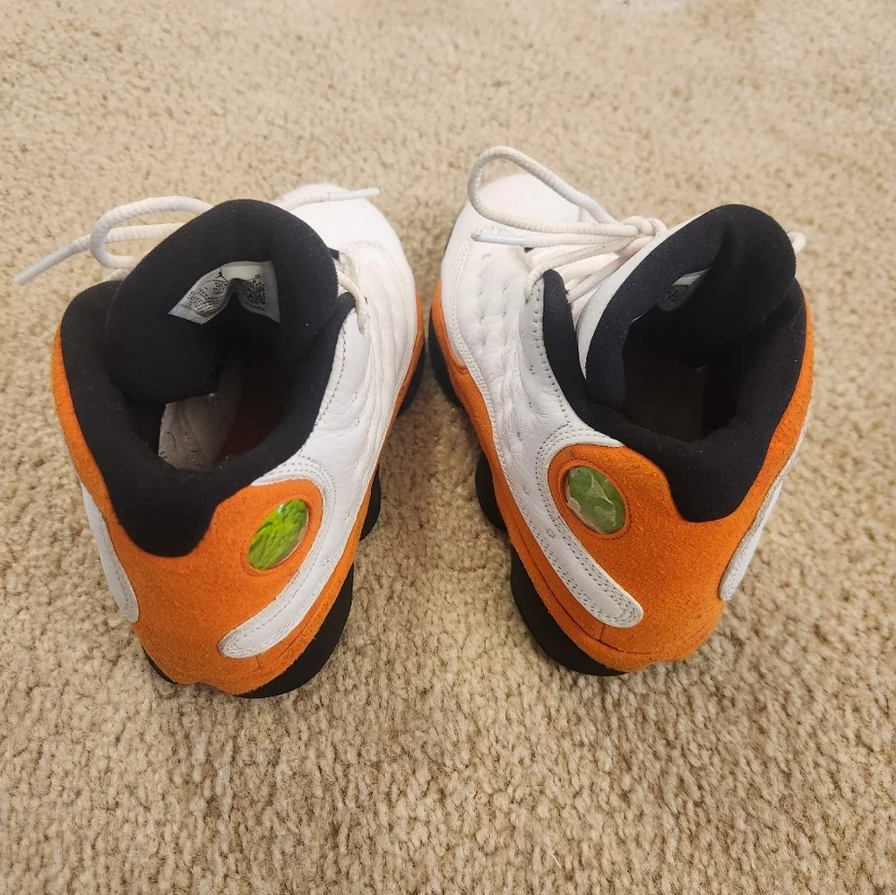 Air Jordan 13 Retro Starfish White Orange Black Suede Size 6Y Youth